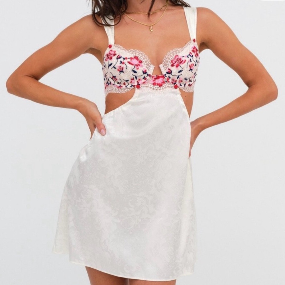 For Love And Lemons ALTERED Chemise with Red and Pink Embroidery - Picture 9 of 10